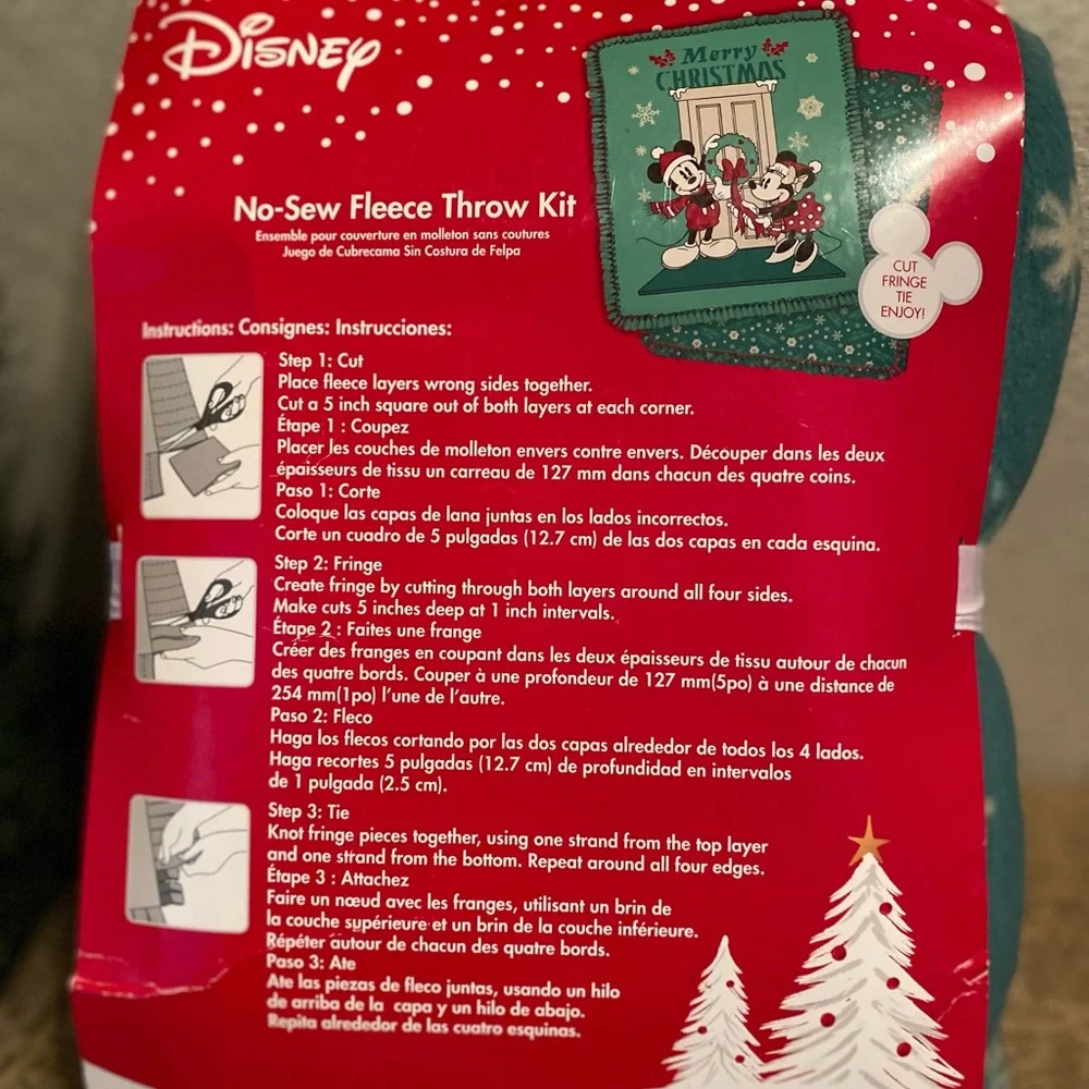 Disney No Sew Christmas Throw NIB